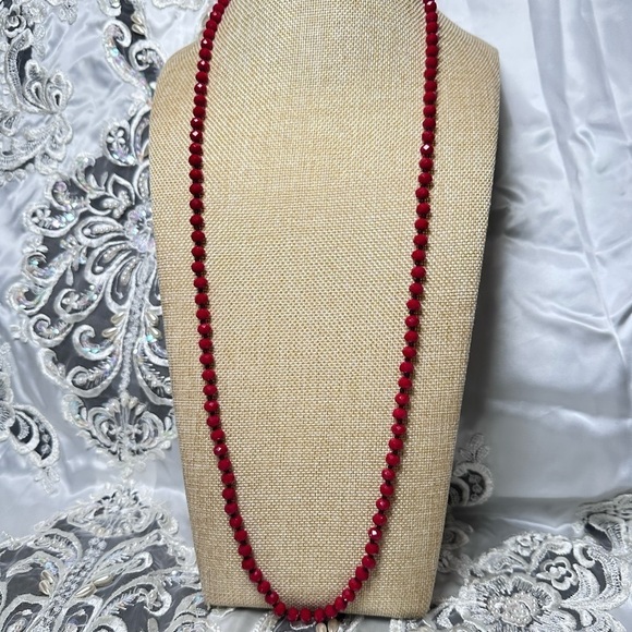 unbranded Jewelry - Women’s Necklace Glass Beads Red Faceted Hand Knotted Over The Head 4145 Y